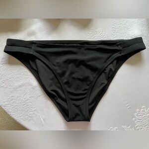 Shade & Shore Women’s Black Double Strap Bikini Bottom Low Rise Sz XL  EUC